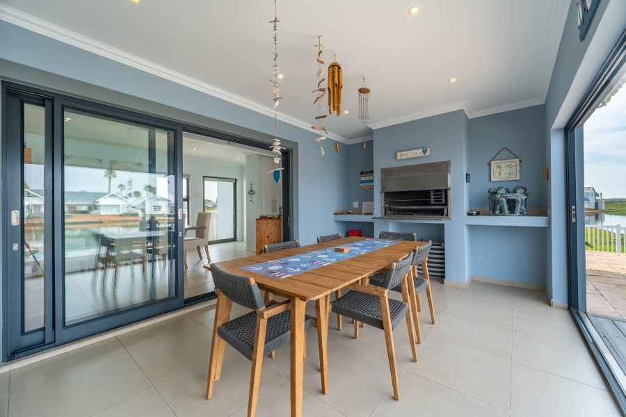 5 Bedroom Property for Sale in Marina Martinique Eastern Cape